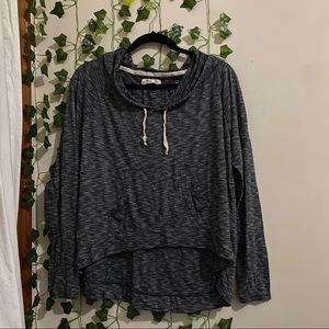 Hollister stretchy top
